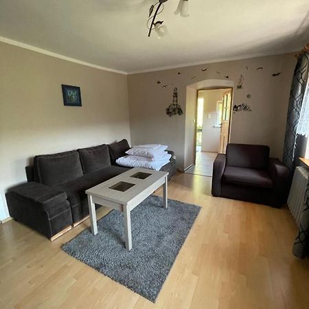 Appartement Pod Piekielkiem à Szczytna Extérieur photo